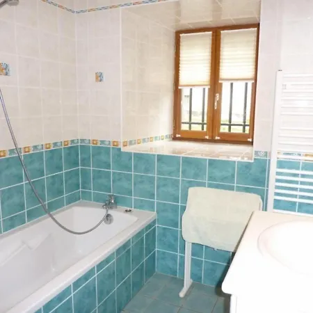 Holiday home Maison De Caractere Renovee, Proche Pistes De Ski, Grand Jardin, Internet, Animaux Acceptes - Fr-1-742-452 *